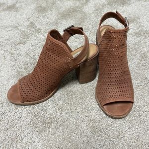 Steve Madden Perforated Block Heel Sandals - Chestnut, size 7.5